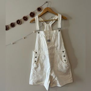 Levi’s denim white overalls. Perfect condition, no stains.